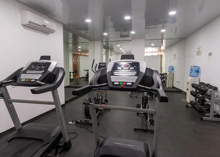 Luxury Beachside Retreat-balcony View-pools-gym Playa del Carmen